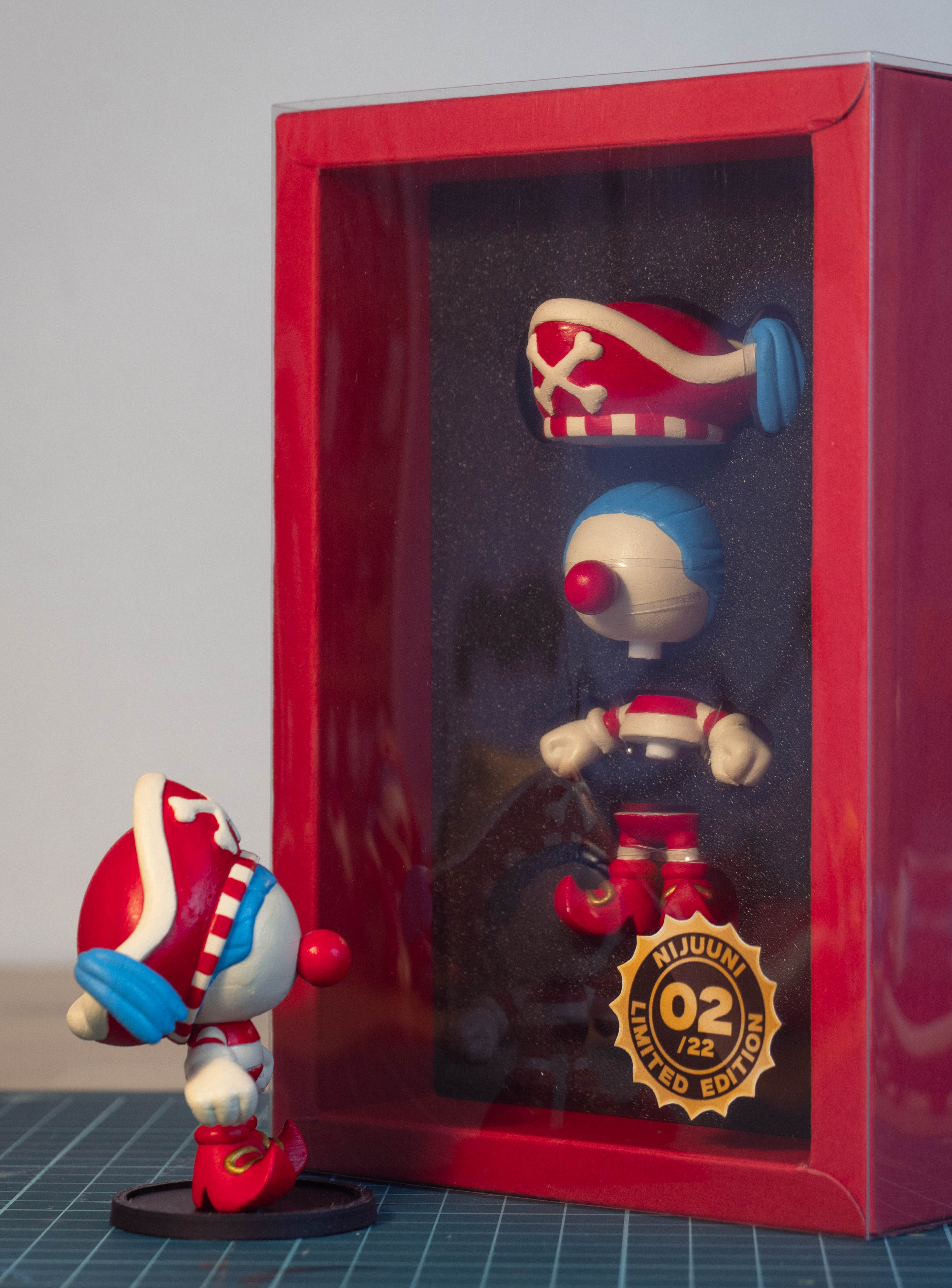 B-U-G-G-Y figura desmontable