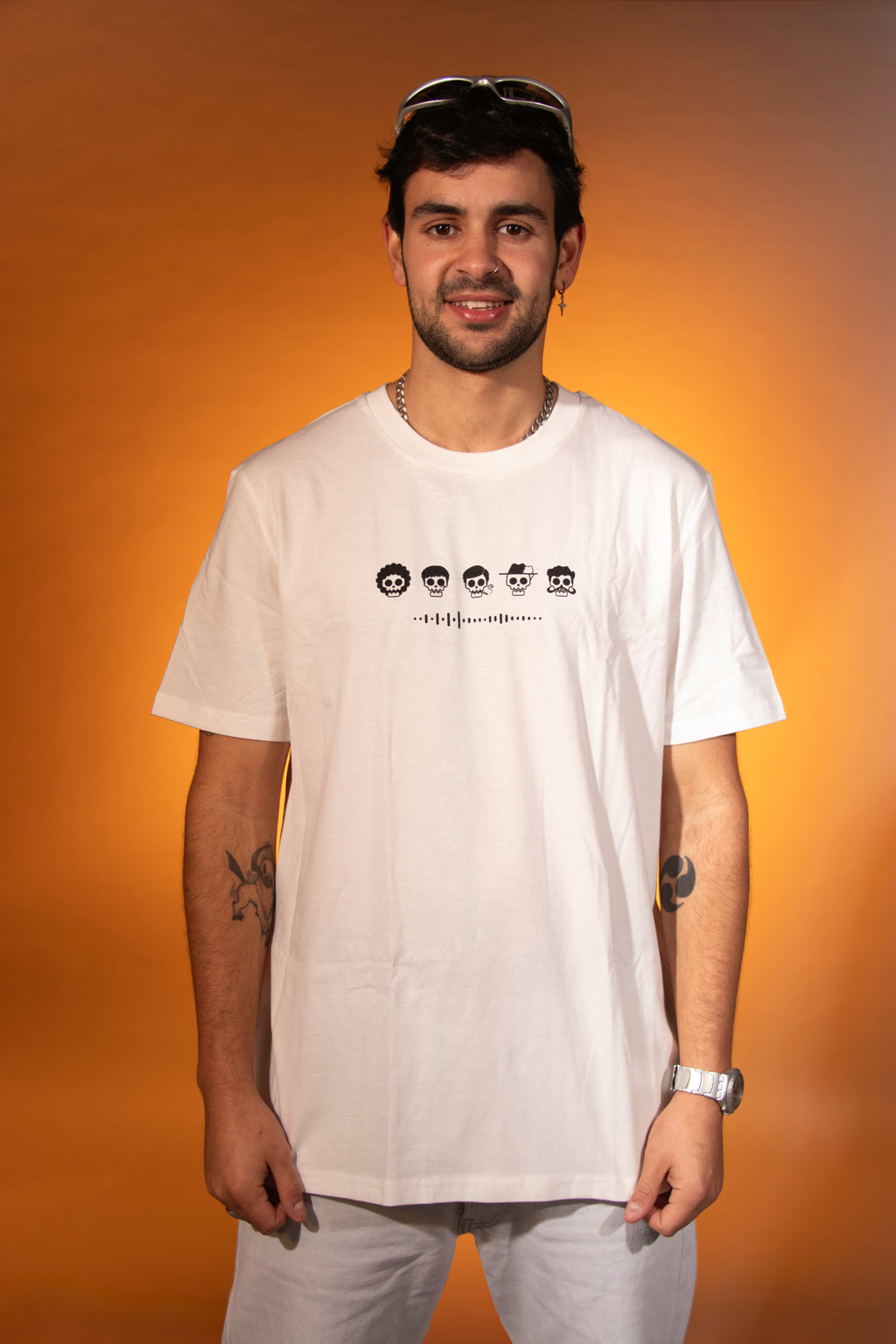 RADIO PIRATA x NIJUUNI